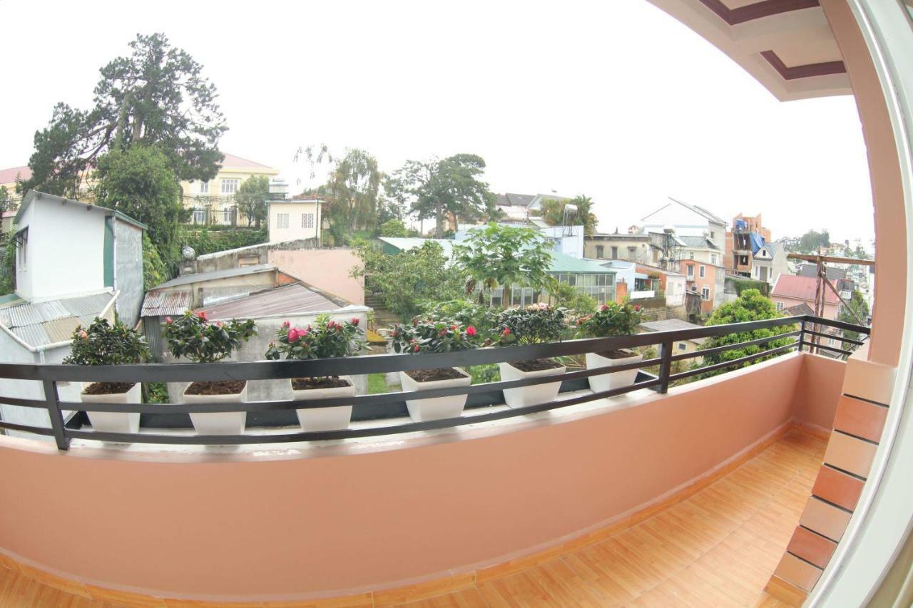 Fullhouse Homestay Da Lat Esterno foto